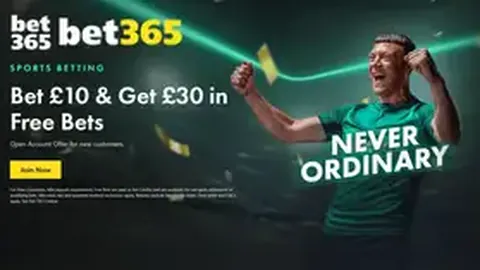 青岛海牛宣布：萨里奇与拉德曼诺瓦茨告别旧战靴，携手新篇章启程！