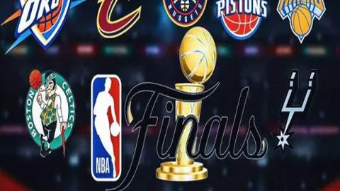 法国队中后场球员受批评：科纳特与萨利巴评价不佳