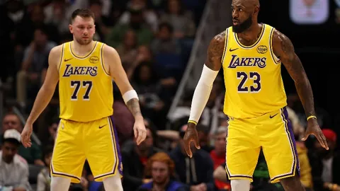 佛罗伦萨状态回暖分析：期号专家推荐VS比萨