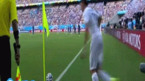 羅克洽談入主拉齊奧，投資2000萬歐元獲得半數股份。